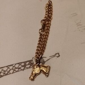Chunky Gold Tone Horse Pendant Charm Bracelet Stamped FLW